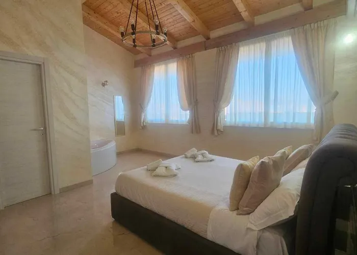 Golden House Sicily 3*